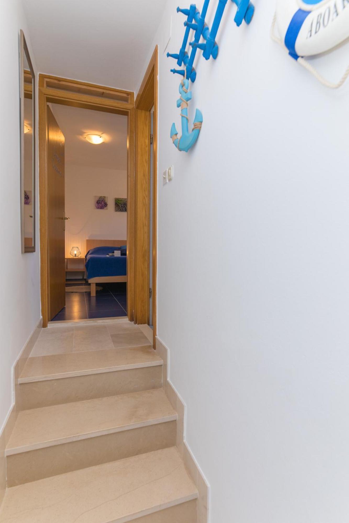 Apartments Lux Bol Luaran gambar