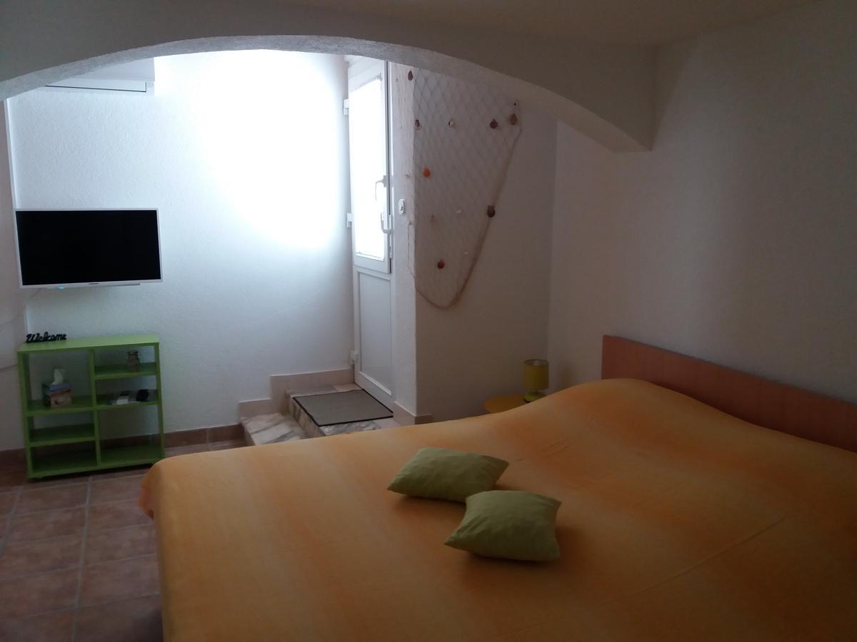 Apartments Lux Bol Luaran gambar